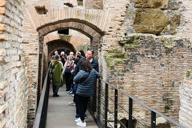 Roman Forum and Palatine Hill Experience - What about the live guide? Expect audio-first, but some days add a human voice