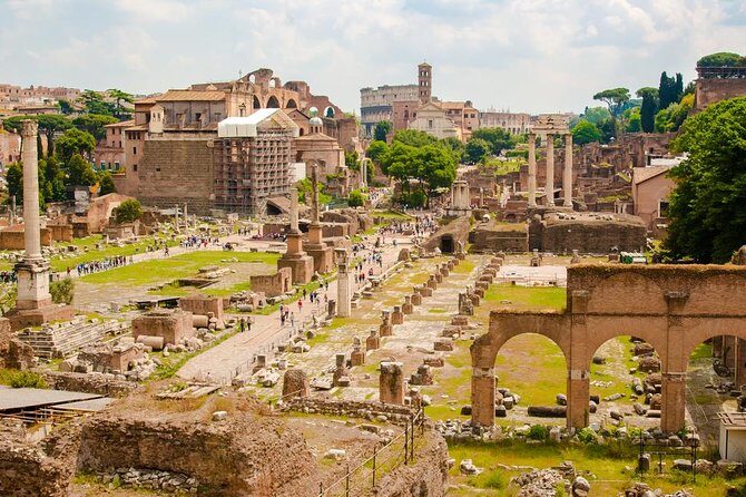 Roman Routes: Personalized Private Tour with Chauffeur - Why a 3-hour private drive works so well in Rome