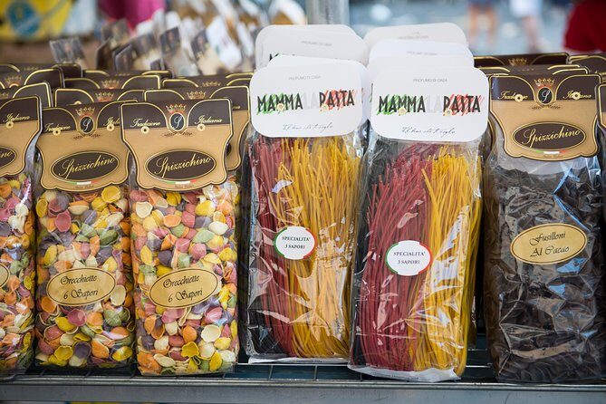 Roman Walkin Foodies Tour - Piazza Farnese and Via del Governo Vecchio: Classic Sights Without the Sight-Only Trap