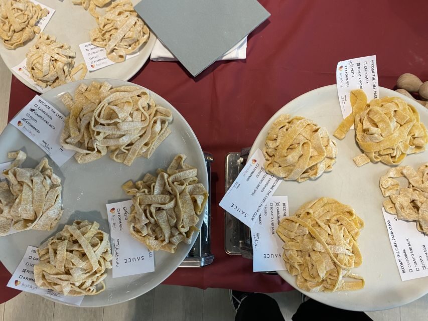 Rome: 1 Hour Pasta Making Class - Eating Like a Roman: Indoor Comfort or an Outdoor Terrace