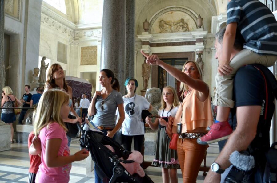 Rome: 2.5-Hour Family Vatican Highlight Scavenger Hunt - Key highlights worth your attention