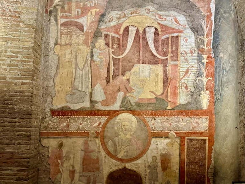 Rome: 2.5-Hour San Clemente & Underground Private Tour - Finding Ludus Magnus near the Colosseum