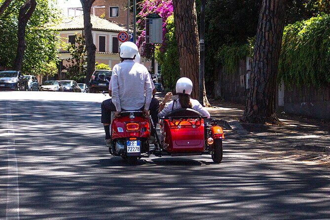 Rome 3 hours Vespa Sidecar Private Tour with Gelato - Why a Vespa sidecar works so well for first-time Rome planning