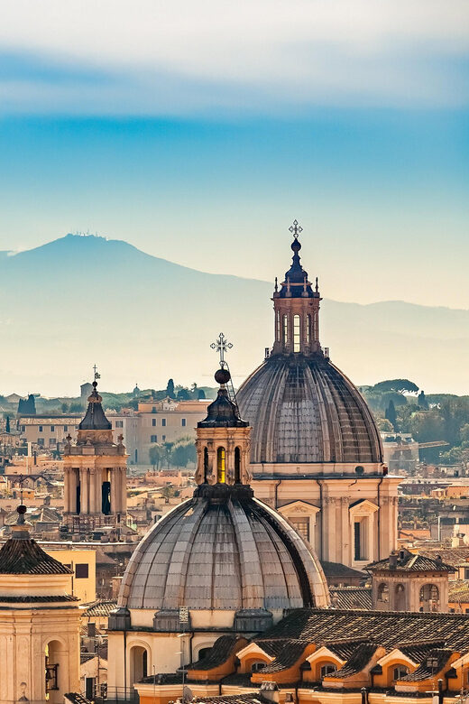 Rome: 4 Hours Private Tour with Professional Driver - Pickup in Rome: getting started without losing time