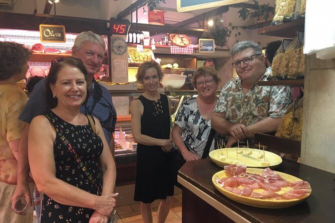 Rome: 4-hours Trastevere by Night Food, Wine and Sightseeing Tour - Vegetarian options and what you should watch for