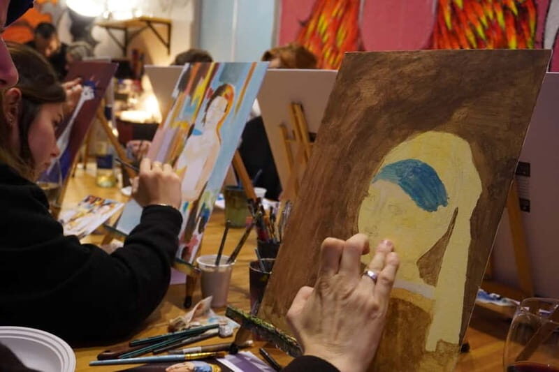 Rome: Afternoon Paint and Sip Experience in Piazza Navona - Should You Book This Piazza Navona Paint and Sip?