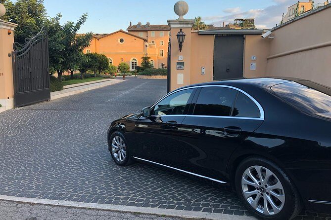 Rome Airport Transfer "over 2500 Viator rides" - The ride itself: air-conditioned comfort and luggage room