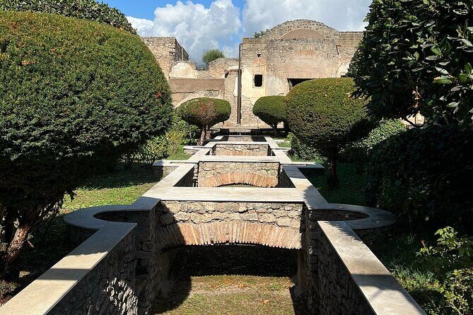 Rome Airport Transfer to Pompeii Tour to Amalfi, Ravello, Minori - Entrance Fee Reality: Budget €18 and Plan Your Timing