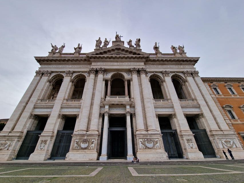 Rome: Ancient Jubilee in the 4 Major Basilicas - Santa Maria Maggiore: golden interior, nativity relics, and Salus Populi Romani