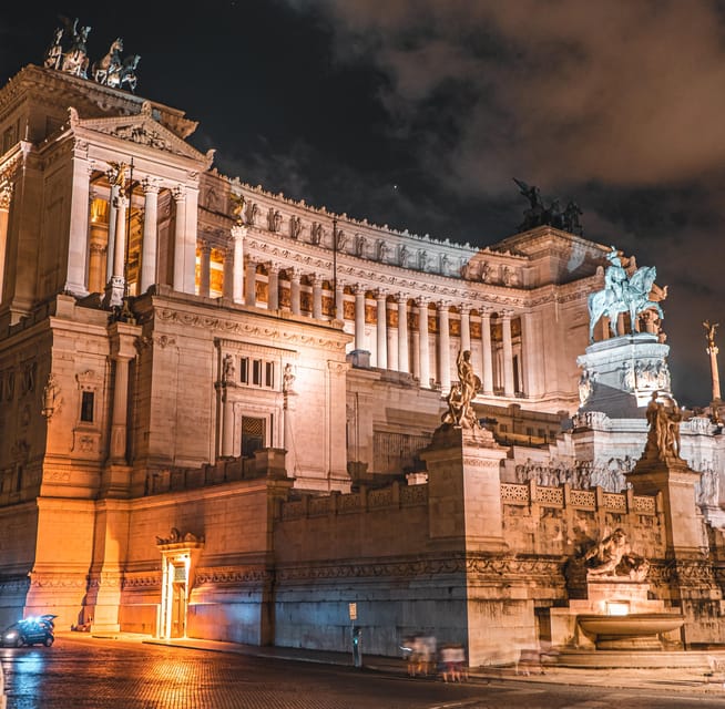 Rome: Ancient Rome Night Tour - Meeting Point at the Vittoriano: find the tour without stress