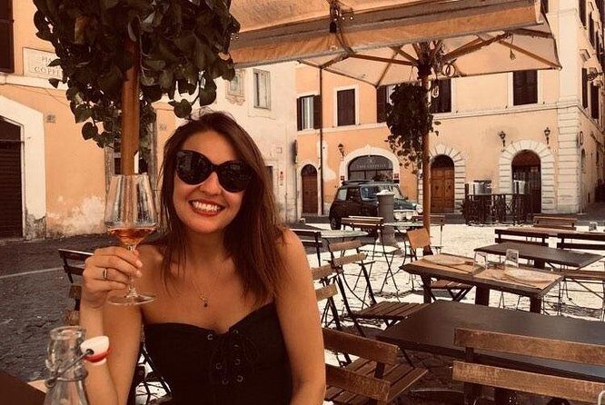 Rome Aperitifs Tour in Mini Cooper Classic , Ancient Highlights - Classic Mini cabriolet pacing through Rome’s evening streets