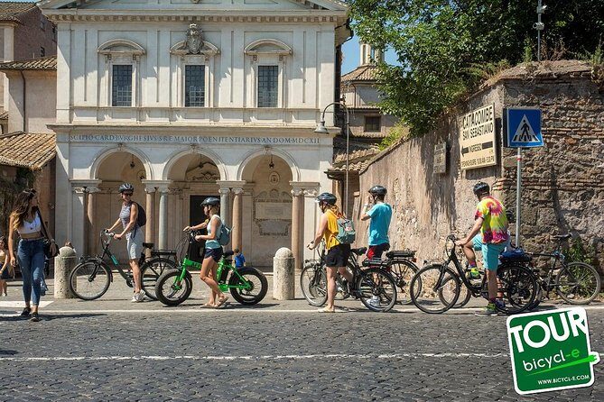 Rome: Appian Way E-bike Tour, Catacombs, Aqueducts & Transfer - A Calm Start Near Circus Maximus (and a Minivan Look at Caracalla)