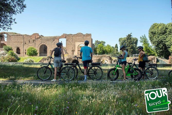 Rome: Appian Way E-bike Tour, Catacombs, Aqueducts & Transfer - Catacombs of San Callisto or San Sebastiano: 45 Minutes Underground