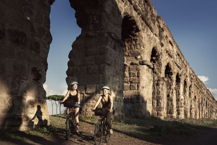 Rome: Appian Way & Roman Aqueducts Guided E-Bike Tour - Circus of Maxentius and Cecilia Metella: ruins with real scale