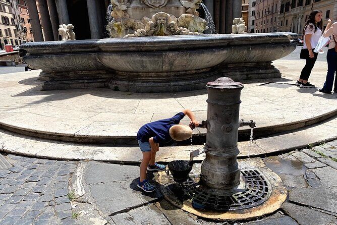 Rome at Sunrise Walking Tour: Pantheon Trevi Fountain & Breakfast - Trevi Fountain with room to photograph (plus maintenance notes)