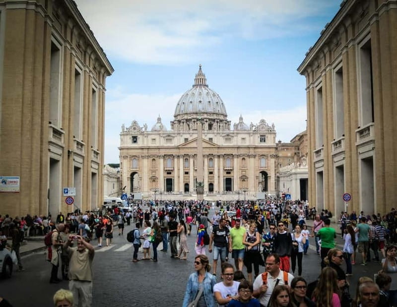 Rome: Audience Pope Leo XIV with guided tour - Via della Conciliazione meet-up and getting your bearings