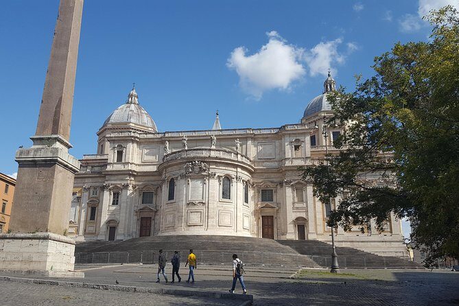 Rome: Between Holy Doors Small Group Walking Tour - Stop 6: San Giovanni in Laterano for Peter and Paul’s Major Catholic Significance