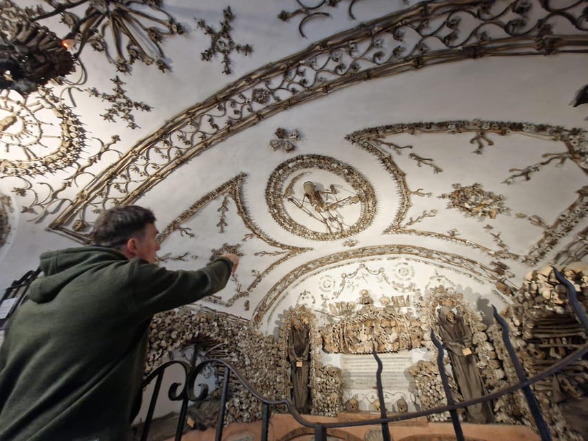 Rome: Bone Crypts Express - Tour in ENGLISH with tickets - Dress code and what to wear: a simple rule that can save your trip