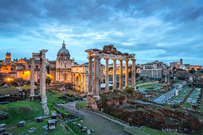 Rome By Night E-Bike Tour - Pantheon and Piazza Navona: classic Rome in floodlight mode