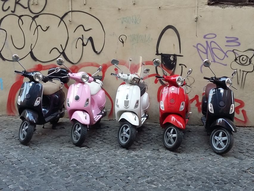 Rome by night on Vespa - Why Rome by night on Vespa feels different