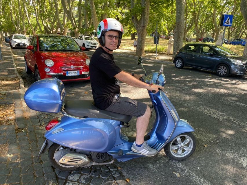 Rome by night on Vespa - Crossing the Tevere: the bridge views you’ll remember
