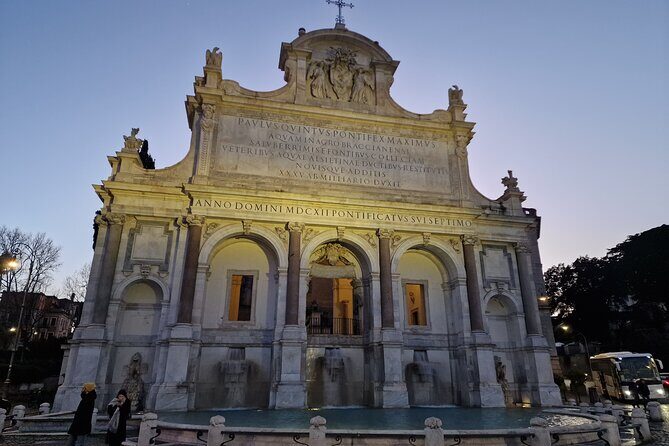 Rome by Night Private Tour - St. Peter’s Square: Bernini’s scale in 10 minutes