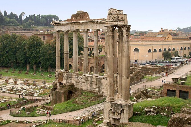Rome by Night: private tour with driver - Guide and pacing: what to expect from the human side