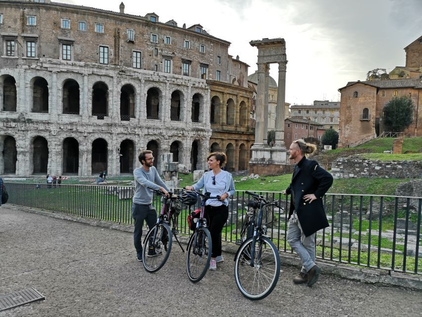 Rome By Night: Small Group E-Bike Tour - Safety, pace, and how “small group” really feels in motion