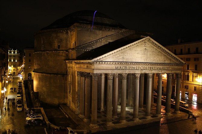Rome by Night - Small Group Walking Tour with Gelato - Stop 2: Trevi Fountain plus gelato (expect crowds, plan your photos)