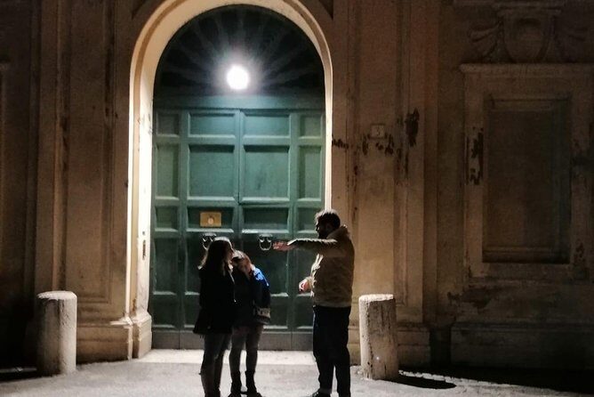 Rome by Night Vespa Tour - What’s included on this Vespa tour (and how it helps your night plan)