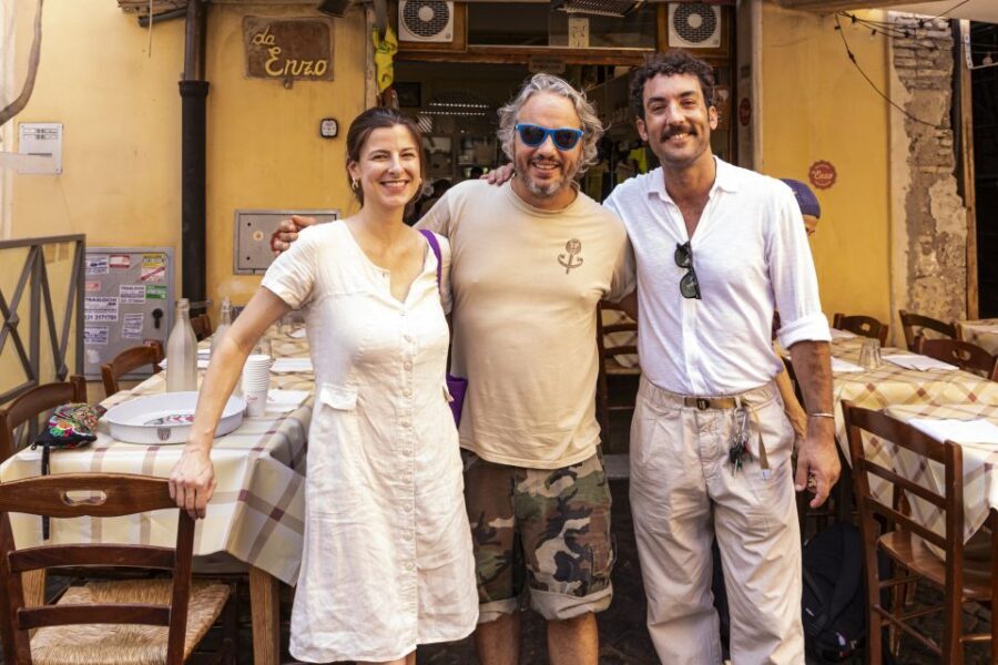 Rome: Campo de Fiori, Jewish Ghetto and Trastevere Food Tour - Trastevere’s side streets: hidden passages and VIP restaurant access