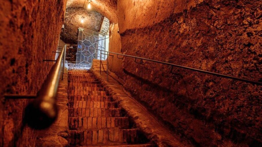 Rome: Candlelight Wine tasting in ancient roman Cave - Who This Rome Cave Tasting Is Best For