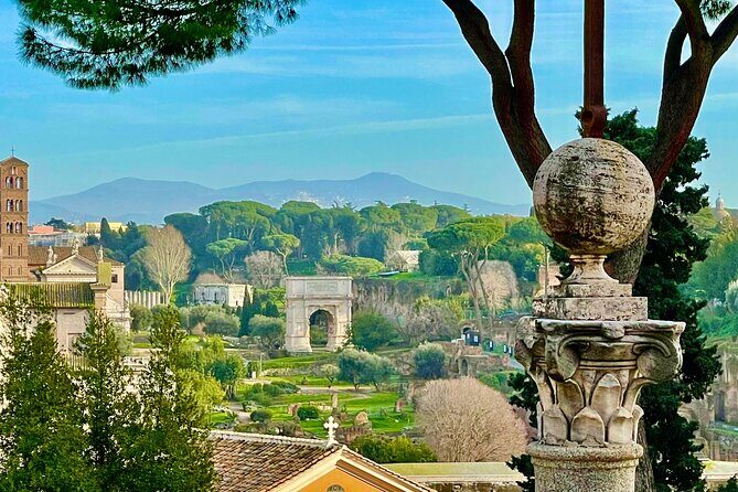 Rome Capitoline Museums Private Guided Tour and Panoramic Views - Palazzo Senatorio: medieval administration on top of ancient remains