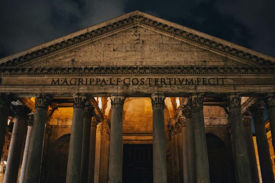 Rome: Capuchin Crypt to Pantheon Tour - Trevi Fountain on the way: the classic stop, explained fast