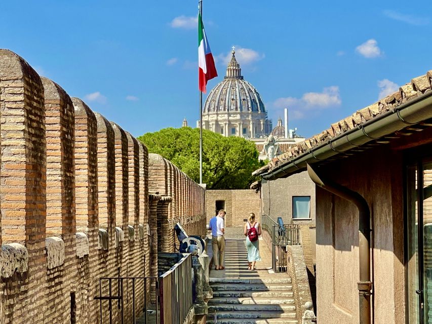 Rome: Castel Sant'Angelo and Hadrian's Tomb Guided VIP Tour - Michelangelo’s Courtyard and the Art You’ll Actually Remember