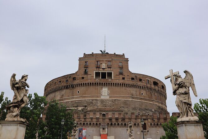 Rome: Castel Sant'Angelo Entry Ticket & Express Tour - Headsets and group size: why this doesn’t feel like a cattle car
