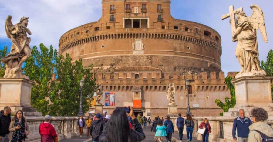 Rome: Castel Sant'Angelo Private Tour & Skip-the-Line Entry - Why Castel Sant’Angelo feels worth it in 90 minutes