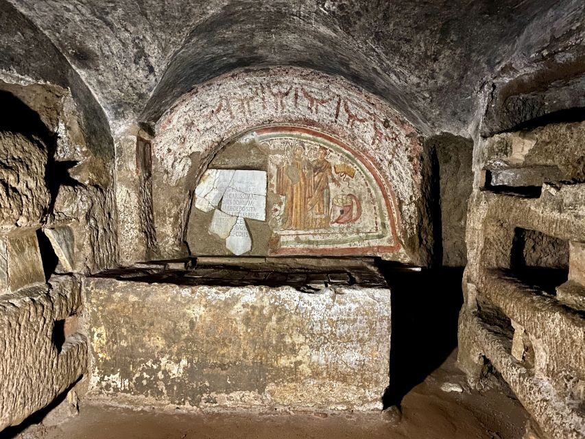 Rome: Catacombs & St Clement's Underground Semi-Private Tour - How the guide and headsets shape the whole tour