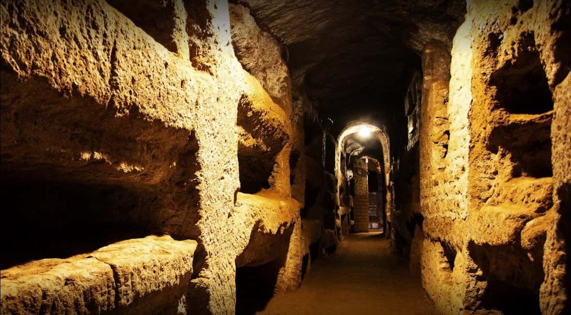 Rome Catacombs Underground Small Guided Tour with Transfer - Meeting Near the Roman Forum: Where the Transfer Starts