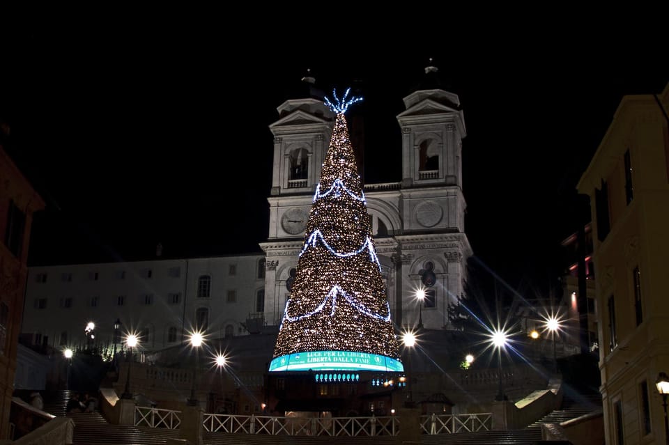 Rome: Christmas Lights Walking Tour - Spanish Steps and Piazza di Spagna: where the lights set the tone