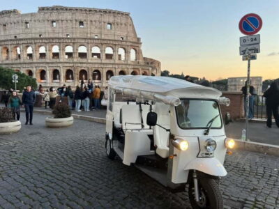 Rome: City Center Private Tour With Tuk-Tuk - Starting at Largo Gaetana Agnesi and how to set yourself up