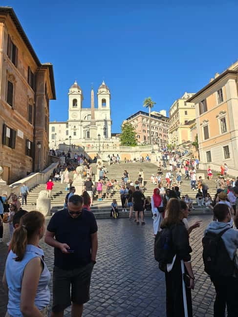 Rome: City Center Private Tour With Tuk-Tuk - Trastevere and Campo de’ Fiori: Rome beyond the postcard angles