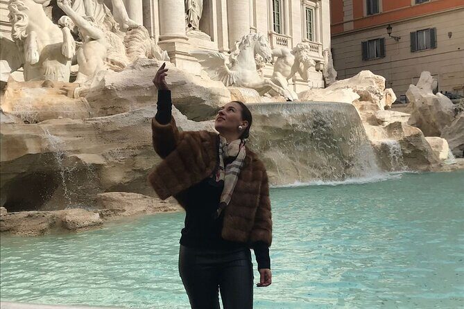 Rome City Center Walking Tour and GelatoTasting- Up To 6 People - Getting your bearings at Trajan’s Market and the Imperial Forums area