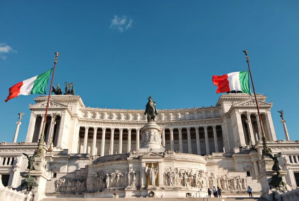 Rome: City Highlights Golf Car Tour - Via dei Fori Imperiali to Piazza del Colosseo: Seeing the Big Streets