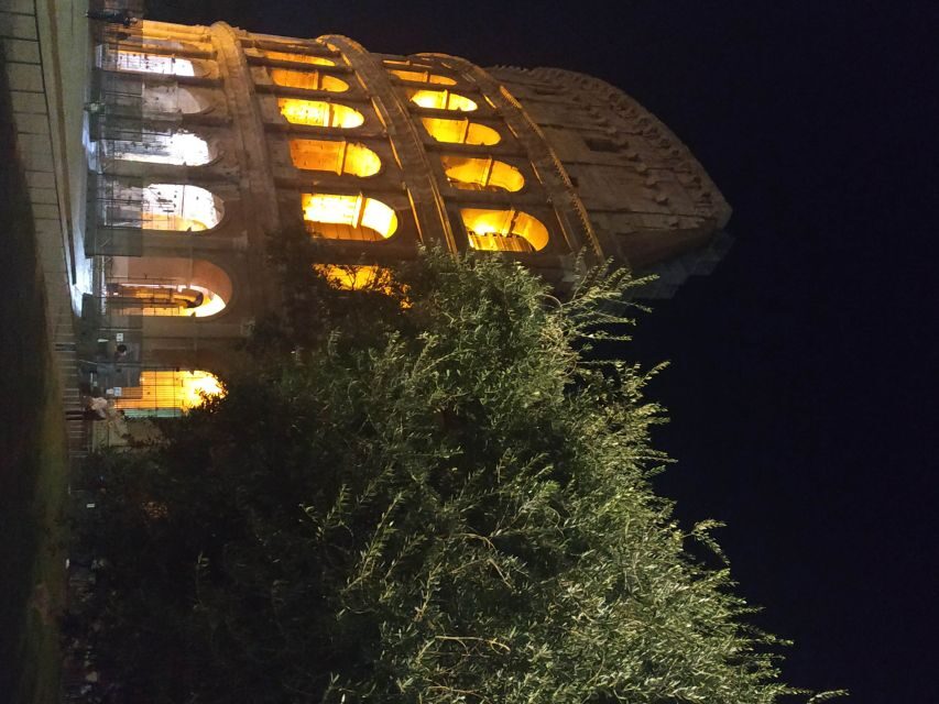 Rome: City Highlights Small Group Walking Tour by Night - Price and what you’re actually paying for
