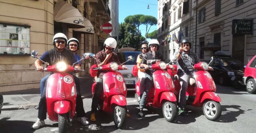 Rome: City Highlights Vespa Tour with Driver - Why a Vespa view of Rome feels different
