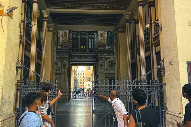 Rome City, Pantheon, and Trevi Fountain Walking Tour - Walking pace, comfort, and who this tour fits