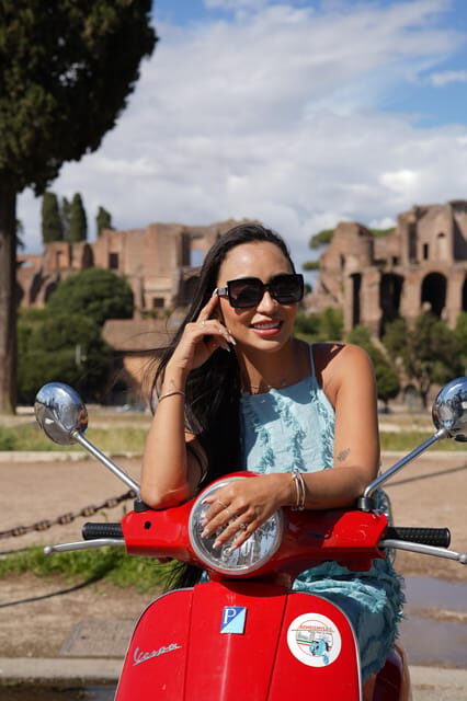 Rome: City Tour by Vespa with Aperol Spritz - Giardino degli Aranci: scenic views plus breathing room