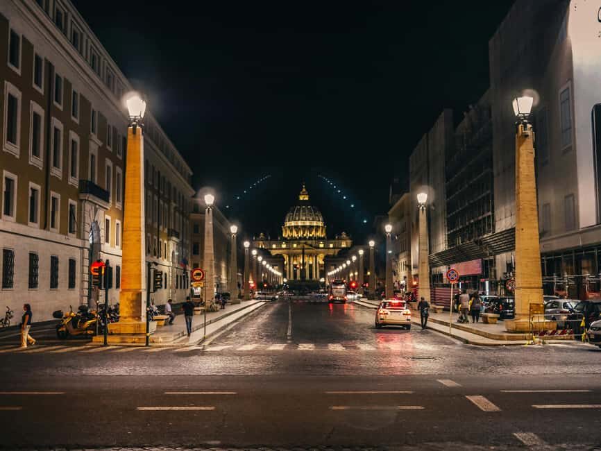 Rome: City walking tour. the beauty. - Piazza Navona and Bernini’s Four Rivers Fountain