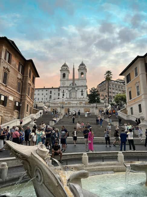 Rome: City walking tour. the beauty. - The Vittoriano and the route between landmarks